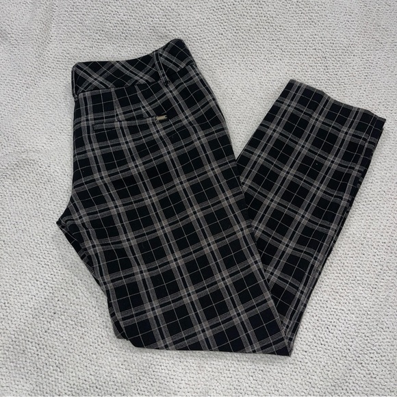 WHITE HOUSE BLACK MARKET Black plaid stretch pant 00R - Picture 8 of 10